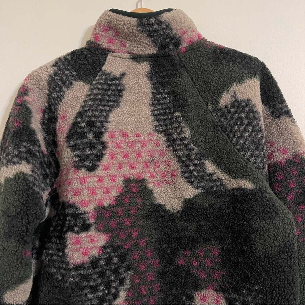 Joy Lab Women's Tan, Camouflage Pink Mock Neck Sherpa Fleece Jacket  Size M - Picture 6 of 8